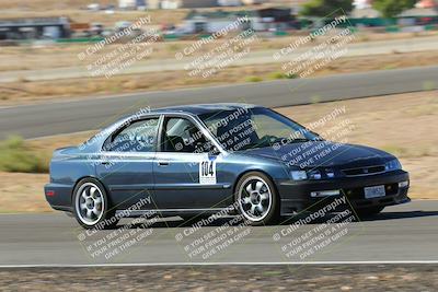 media/Oct-01-2022-Team Topak Racing (Sat) [[f860fb51be]]/2-Inter Low 2/session 1 turn 3/